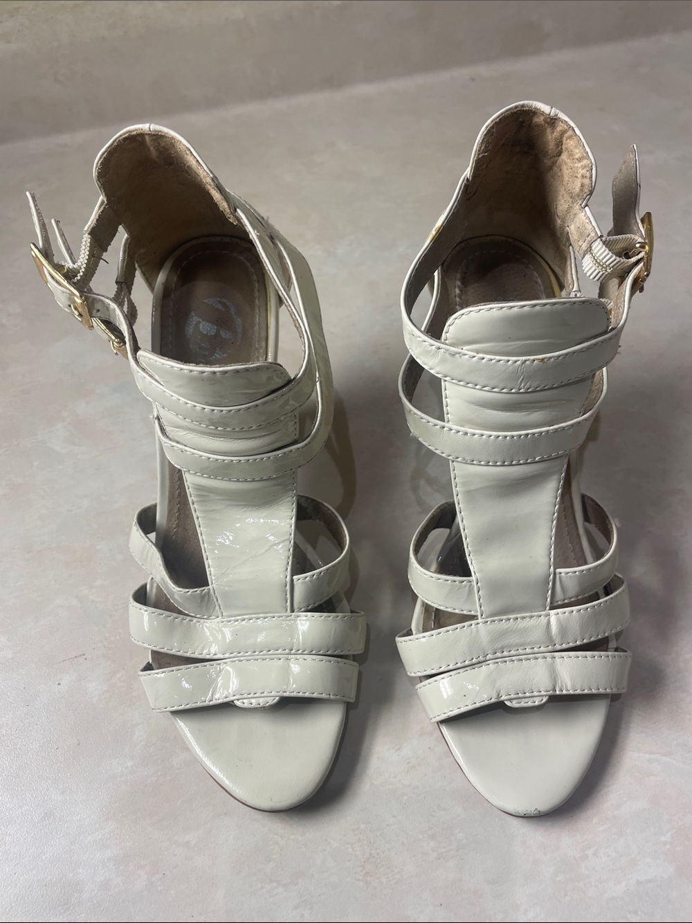 Bata Women’s Size 6 Cream Strappy Patent Sandals